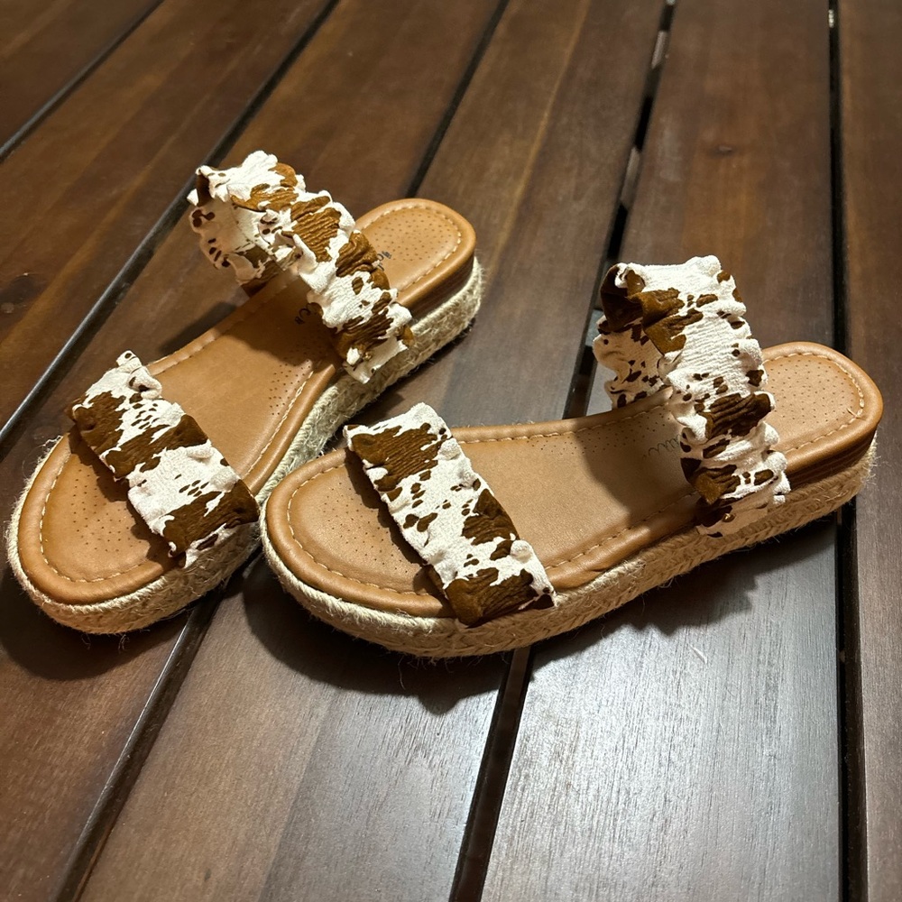 Altar’d State Platform Sandals